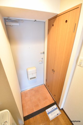 グレイス丸萬の玄関写真