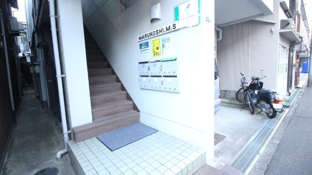 地下鉄谷町線 千林大宮駅 徒歩11分 4階建 築42年の外観写真