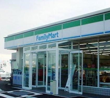 コンビニ　ファミリーマートJAいずもドーム北店（コンビニ）まで931m