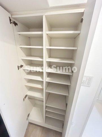 収納