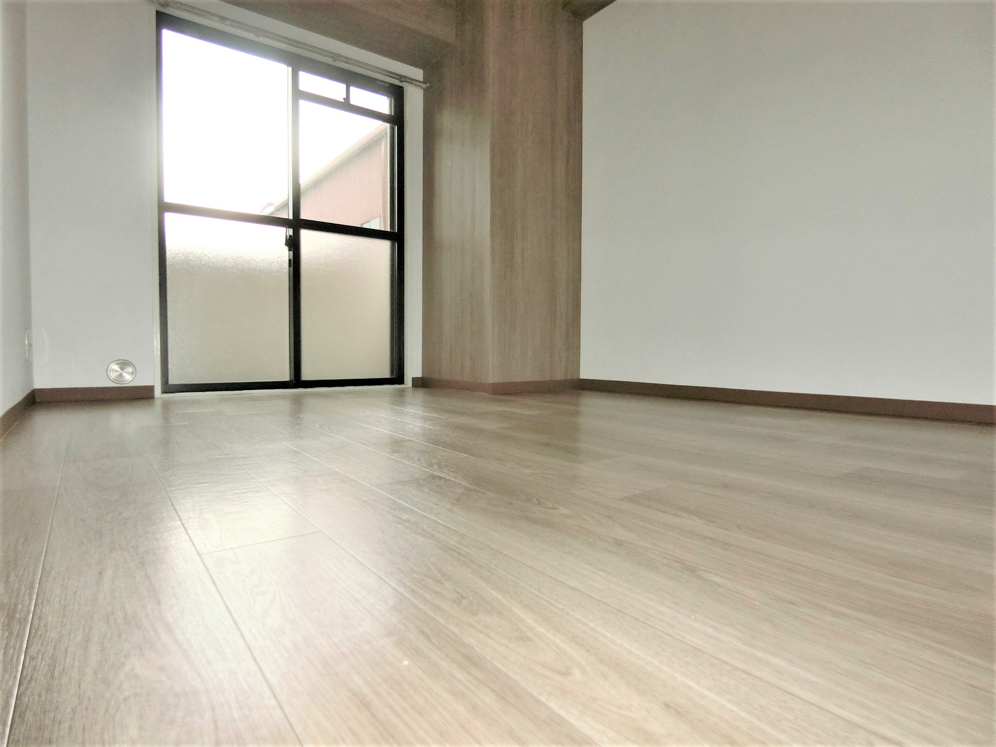 その他部屋・スペース　サービスバルコニー完備のベッドルーム☆