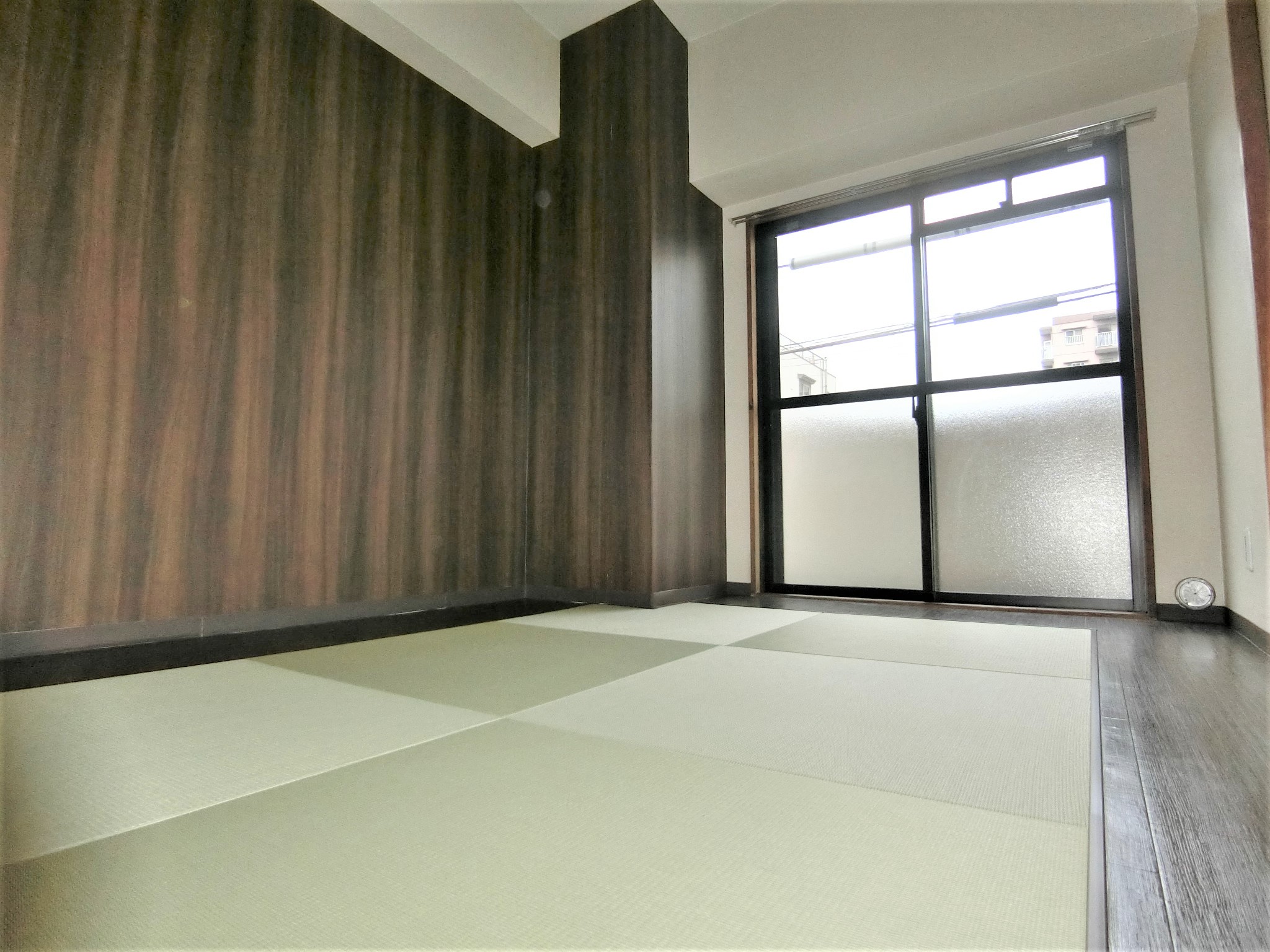 その他共有部分　お洒落な琉球畳と板の間付の和室です☆