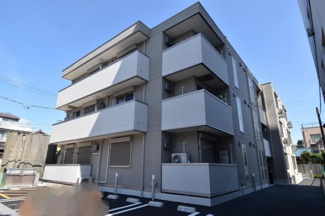 Dスクエア本町の建物外観