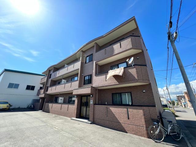 函館市堀川町のマンションの建物外観