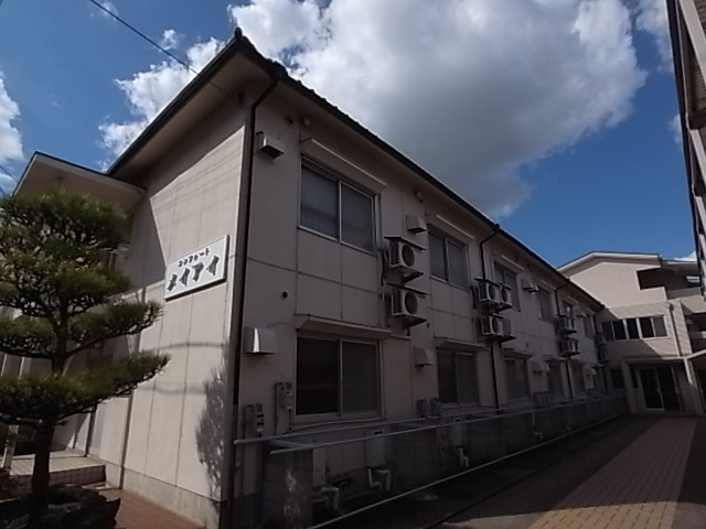 神戸市西区伊川谷町有瀬のアパートの建物外観