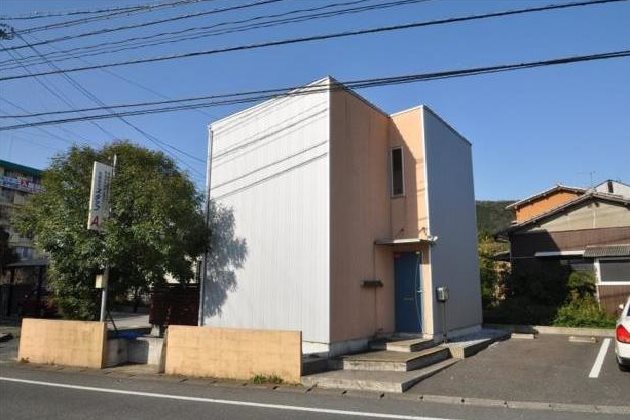 アコールHATAの建物外観