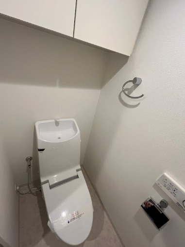 トイレ　写真は同タイプ住居です