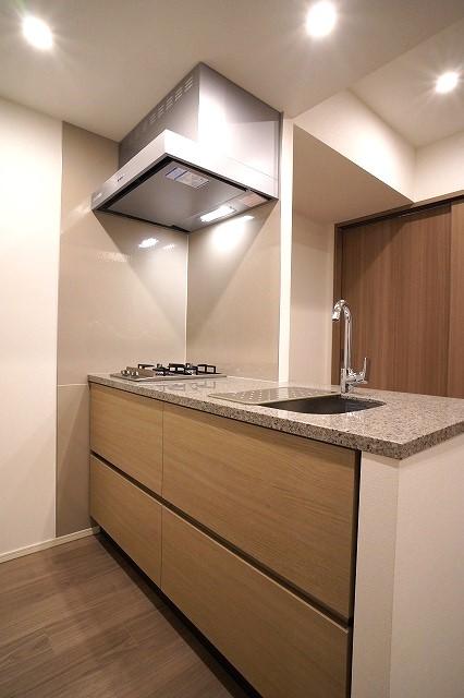 キッチン　キッチン