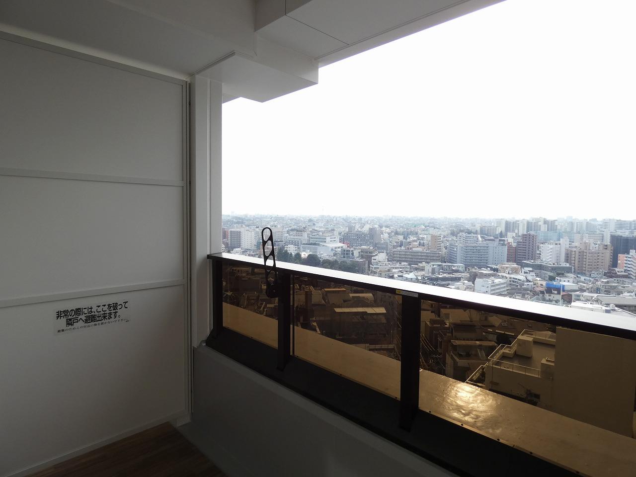 バルコニー　バルコニー