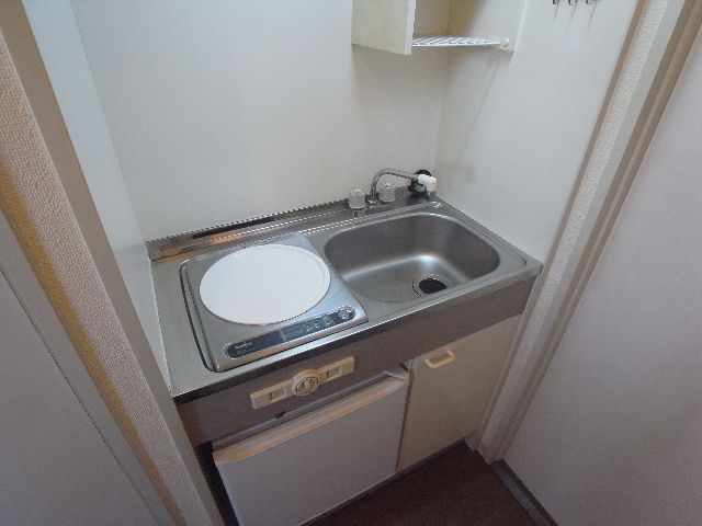 キッチン　システムキッチンでお掃除楽々