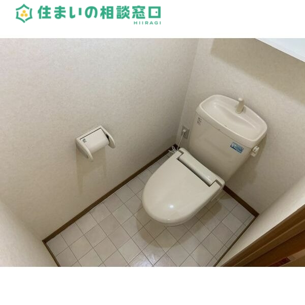 トイレ　同型