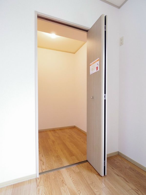 収納　※同仕様写真