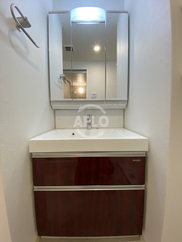 洗面設備　ディームス福島（旧名：プレジオ福島リバーガーデン）　独立洗面