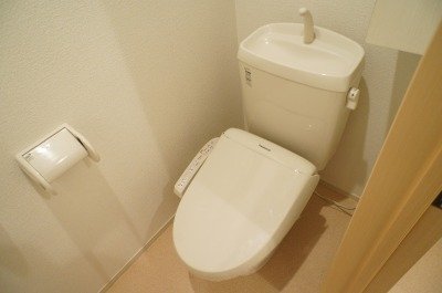 トイレ　コンパクトで使いやすいトイレです