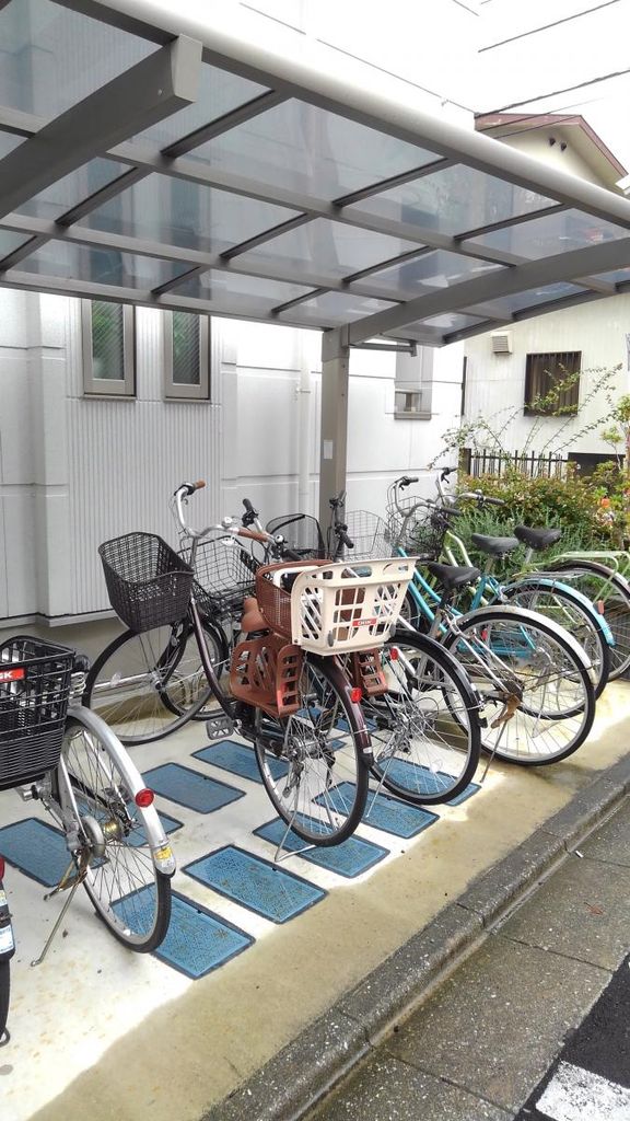 駐車場　駐輪場
