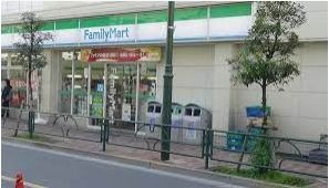 コンビニ　ファミリーマート高砂五丁目店（コンビニ）まで230m