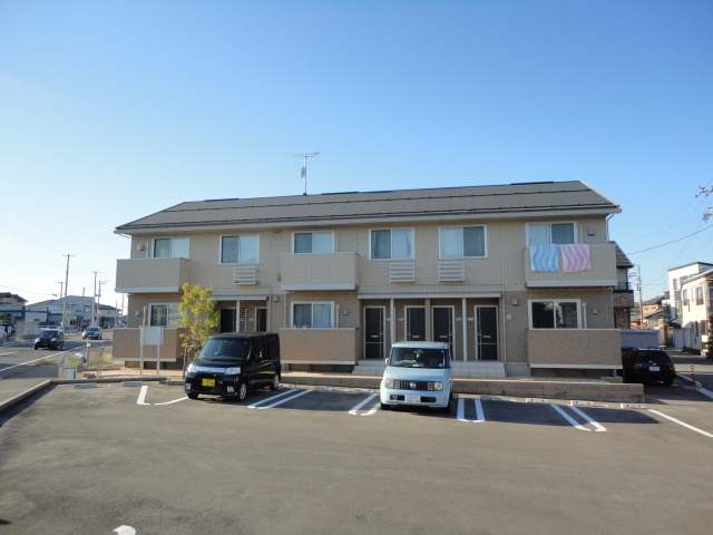 駐車場　ダイワハウス施工のアパート