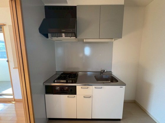 キッチン　※別部屋の写真です
