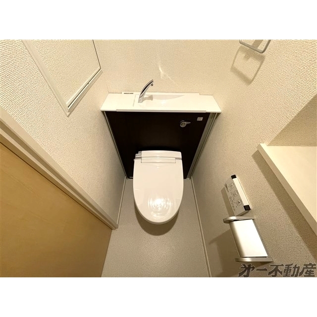 トイレ　トイレ
