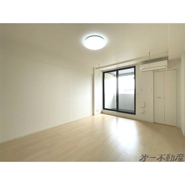 建物外観　洋室
