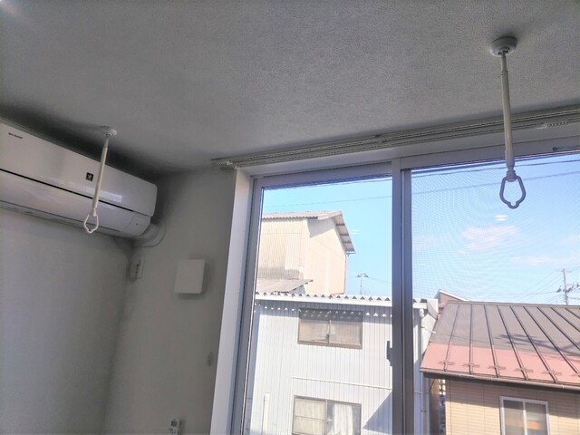 その他設備　★★洋室に設置されている室内物干しです♪★★