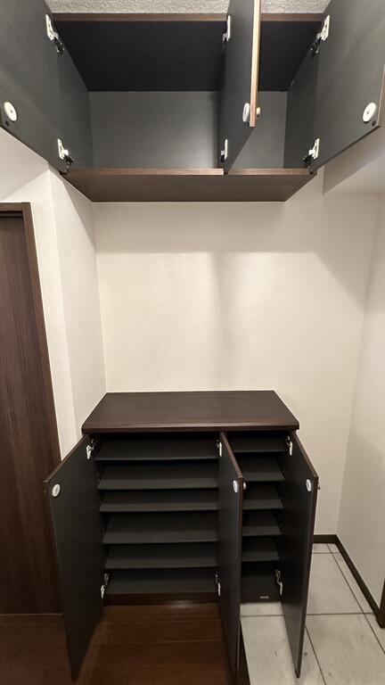 玄関　シューズボックス