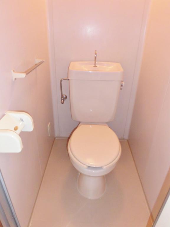 フォーエース本厚木のトイレ写真