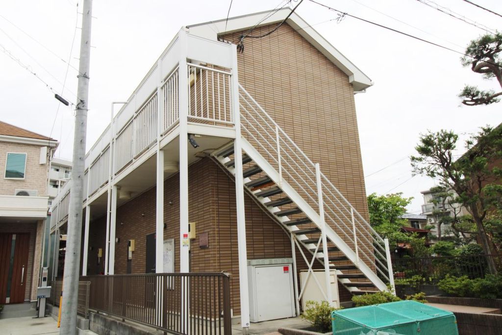 神奈川県茅ヶ崎市ひばりが丘（アパート）の賃貸物件の外観