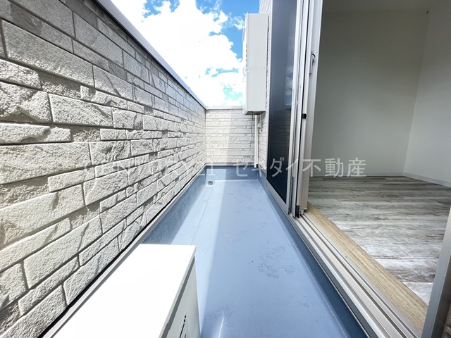 バルコニー　バルコニー