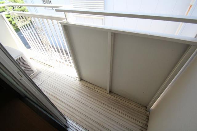 バルコニー　水はけの良いバルコニーです。