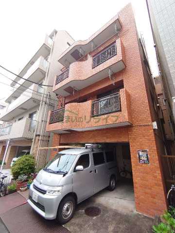 新宿区早稲田鶴巻町のマンションの建物外観