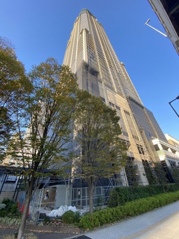 クロスタワー大阪ベイの建物外観