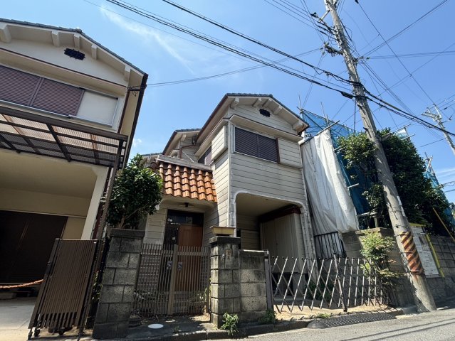 南京終町戸建の建物外観