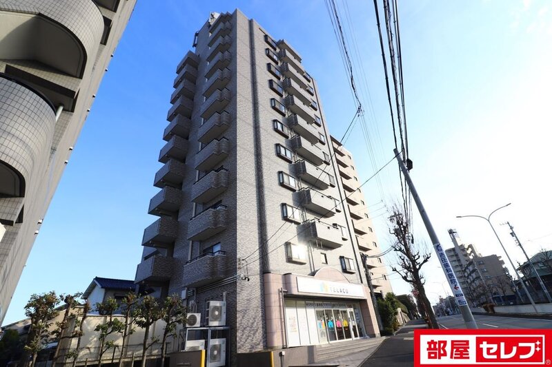 【クレスト石川橋の建物外観】