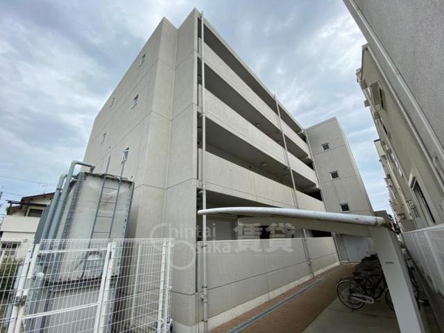 【池田市姫室町のマンションの建物外観】