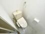 トイレ　電源付きトイレです