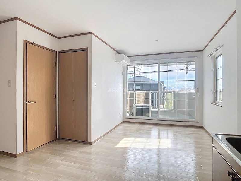 居室・リビング　日当たり良好