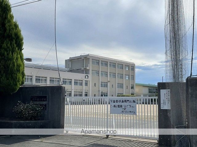 小学校　姫路市立小学校網干西小学校（小学校）まで2236m
