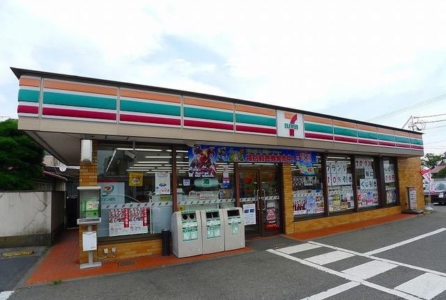 コンビニ　セブンイレブン桐生相生店（コンビニ）まで350m