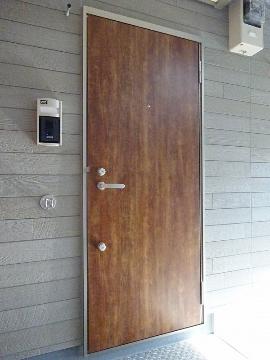 ラフレシール　玄関　玄関