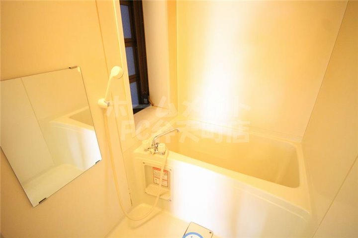 バス・シャワールーム　日々の疲れを癒すお風呂付です