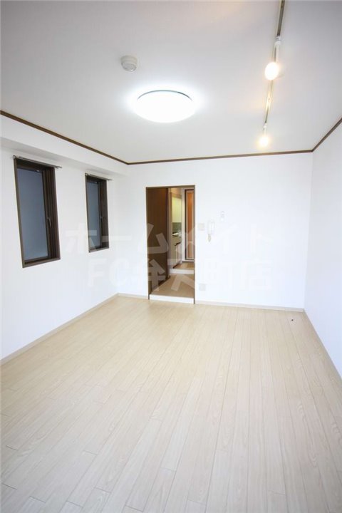 居室・リビング　使いやすい居間です