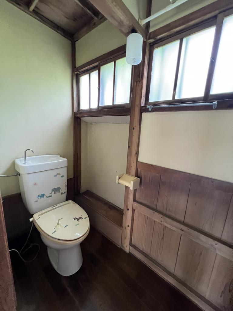 湊中央 戸建住宅のトイレ写真