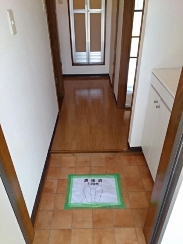 玄関　図面と現状に相違がある場合には現状を優先