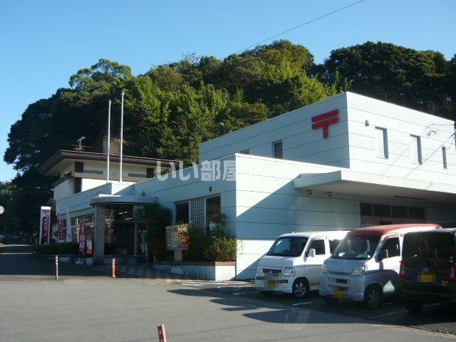 郵便局　上伊集院郵便局（郵便局）まで2862m