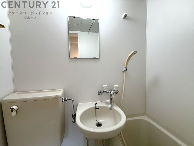 洗面設備　浴室内に洗面台付き！