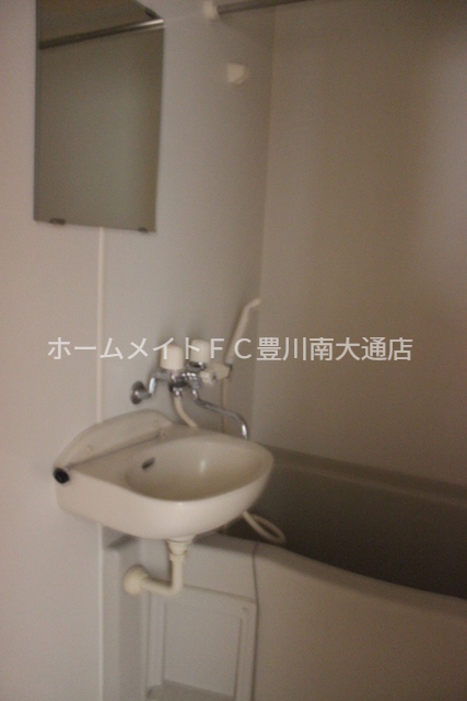 バス・シャワールーム　同型別部屋写真