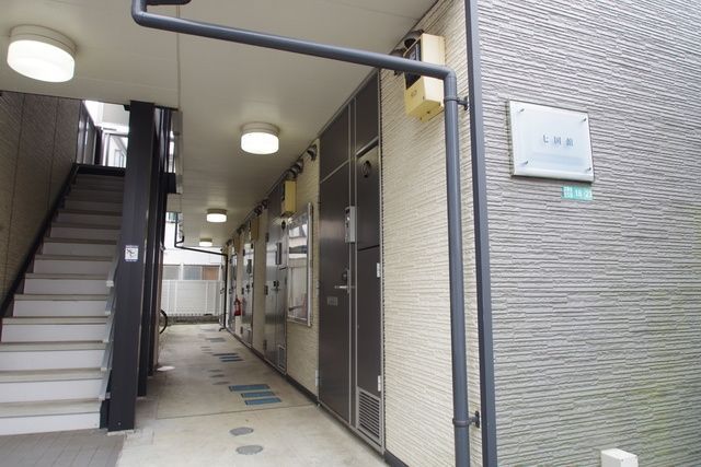 エントランス　★お問い合わせはタウンハウジング中央林間店まで★