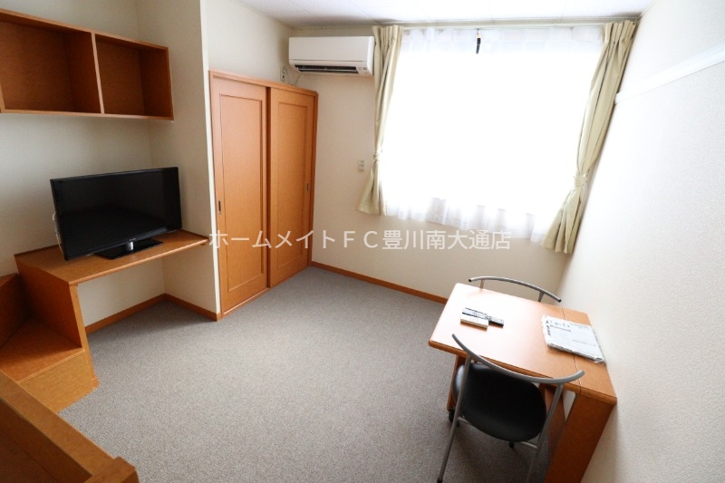 居室・リビング　同型別部屋写真