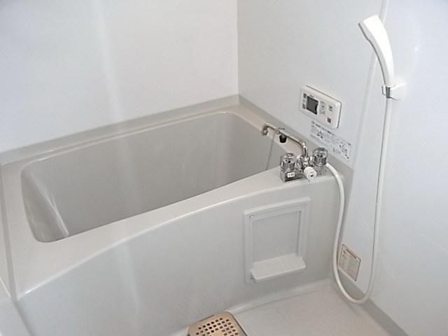 バス・シャワールーム　★追焚き機能付きバス★